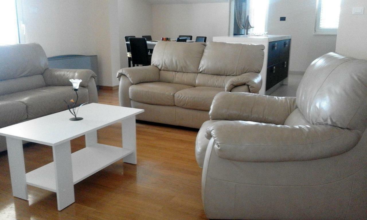 Seaside Apartments Каштела Екстер'єр фото